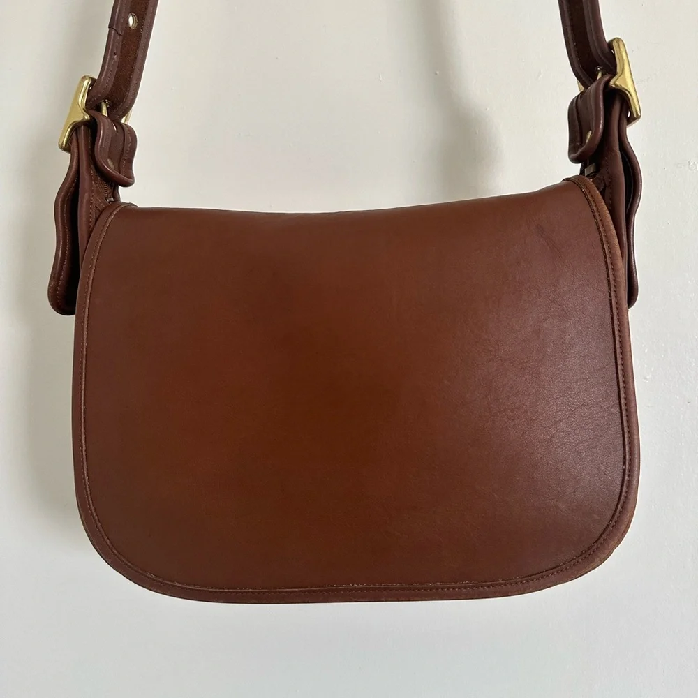 Old Vintage Coach Brown Leather Shoulder Bag with Adjustable Straps - Picture 2 of 10